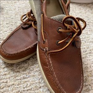 Used Sperrys size 11.